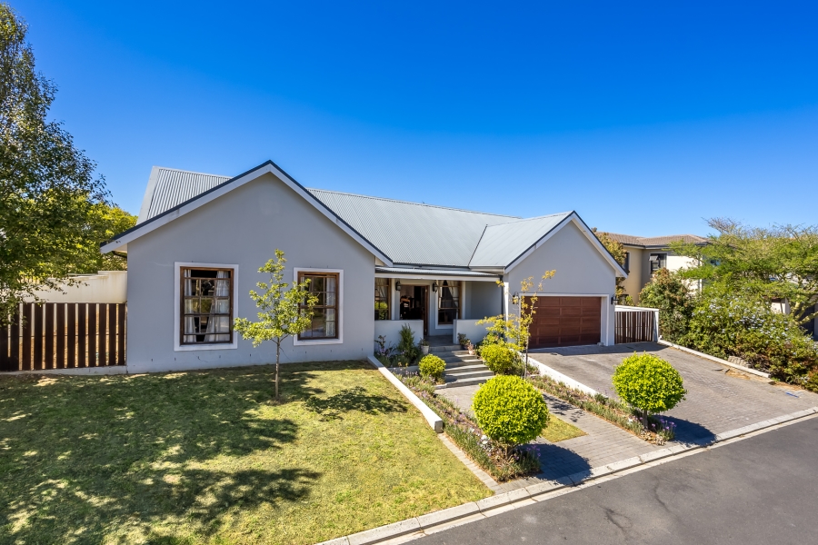 5 Bedroom Property for Sale in Graanendal Western Cape